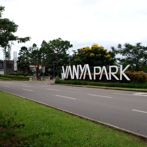 Vanya Park Sinar Mas Land